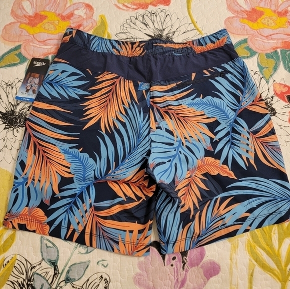 NWT Speedo Men's Swim Shorts - Picture 3 of 3